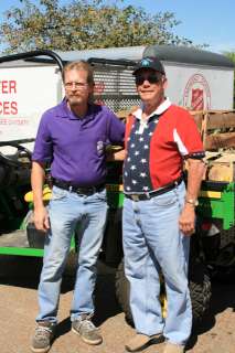 Jeff Sullivan, Lodge 217 ER, welcoming Frank King, Elks State President, to Paducah and BBQ on the River.  