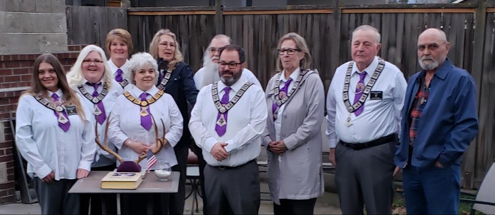 2019-2020 Officers
Front to Back/Left to Right: Kassandra Langis (Leading Knight), Traci McGee (Lecturing Knight),Diana Bieker (Exalted Ruler), Anthony Riggs (Board Chairman/Trustee), Carolynn Walery (Secretary), Wes Carney (Trustee), Larry Cunnington (Trustee), Kathy Golden (Treasure) Barbra Zoner (Chaplin), Richard Gray (Loyal Knight).