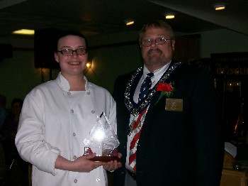 <B><h2>Employee of the Year 09 Stephanie House</b></h2>