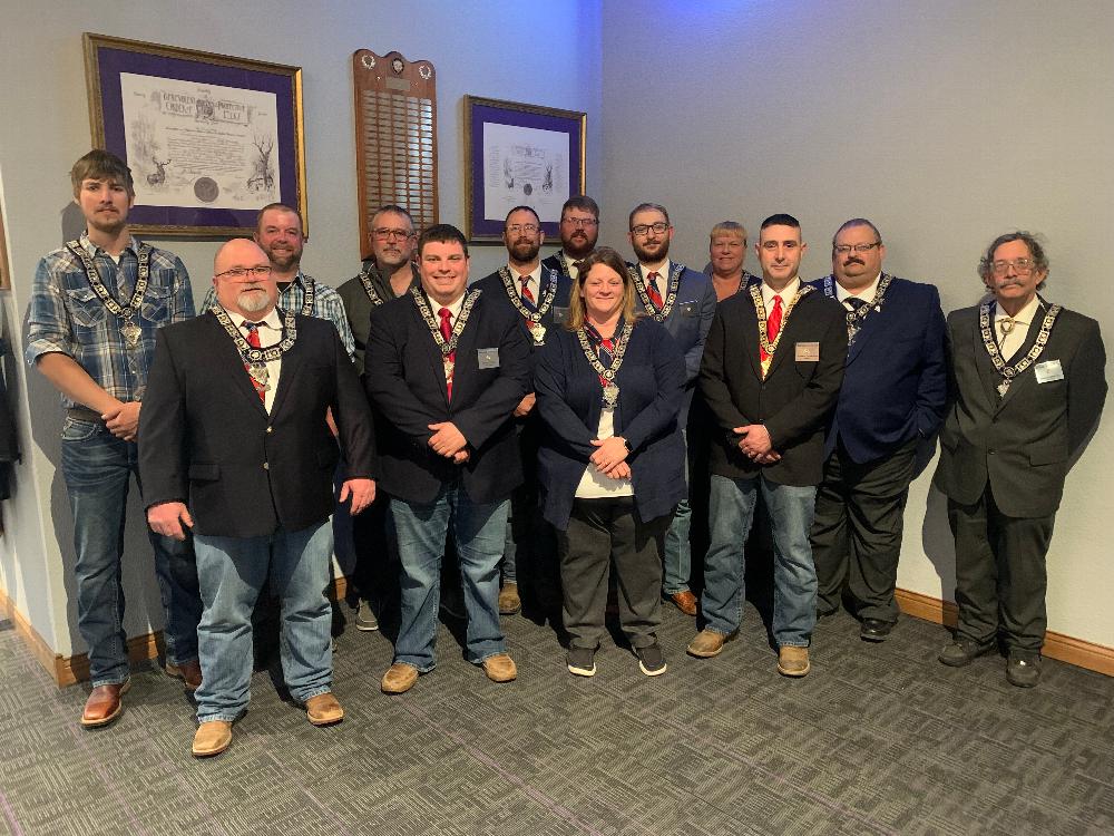 New Officers 2024/2025.
Front Row (l to r) James Richardson(Trustee), Joseph Frueh (Esteemed Leading Knight), Shelly Sybert(Treasurer, Jerimey Thompson(Exalted Ruler),
Back Row (l to r)Alex Smith(Tiler), Travis Foreman(Inner Guard), James Beemer(Chaplain), Tim Eckstein (Trustee), Brandon Newton(Esteemed Loyal Knight), Ethan Boss(Esquire), Tammy Thompson(Secretary), Kirby Sybert(Esteemed Lecturing Knight), Evan Townsend(Trustee)