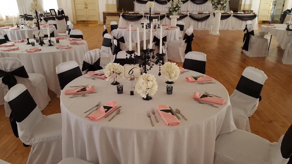 Ballroom - table set-up