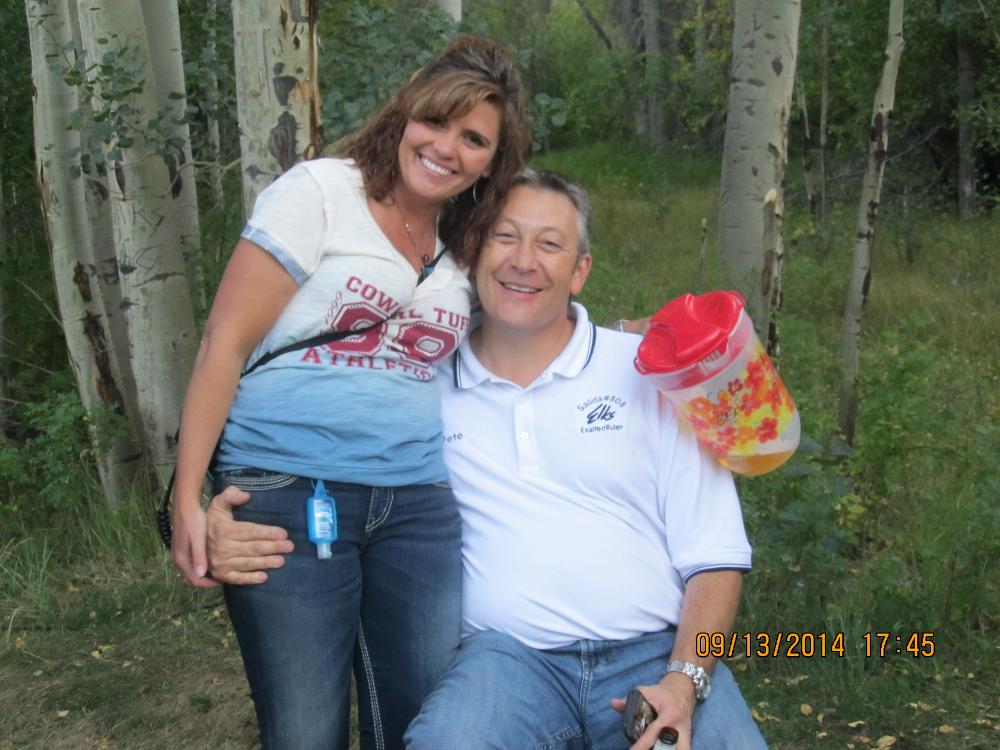 ER Pete Rans and Des Wilkins enjoying the picnic