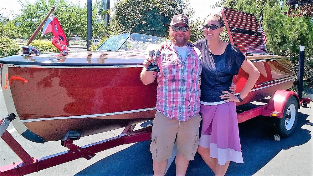 1946 Chris Craft Deluxe Runabout - People's 
Choice 1st Place