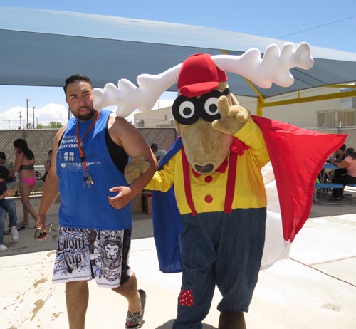 Chris Sanchez leads Elroy to his fans.