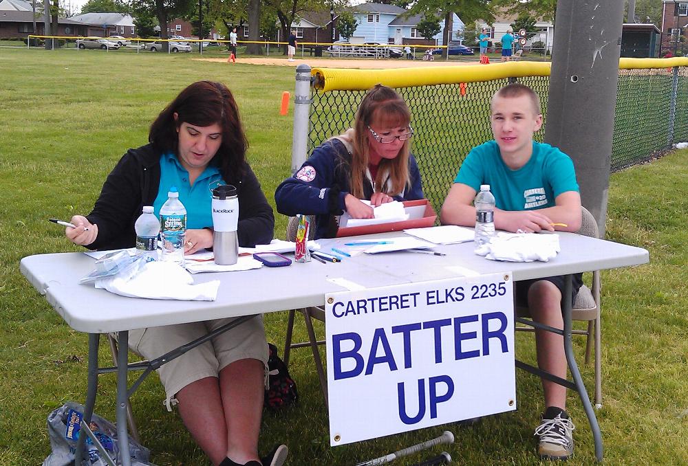 Members Angie and Stacy along with Antler Mark hard at work