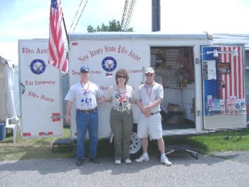 Morgan Woods, DD Julie Ann Taylor Woods, ER Tim Doyle at the fair. 