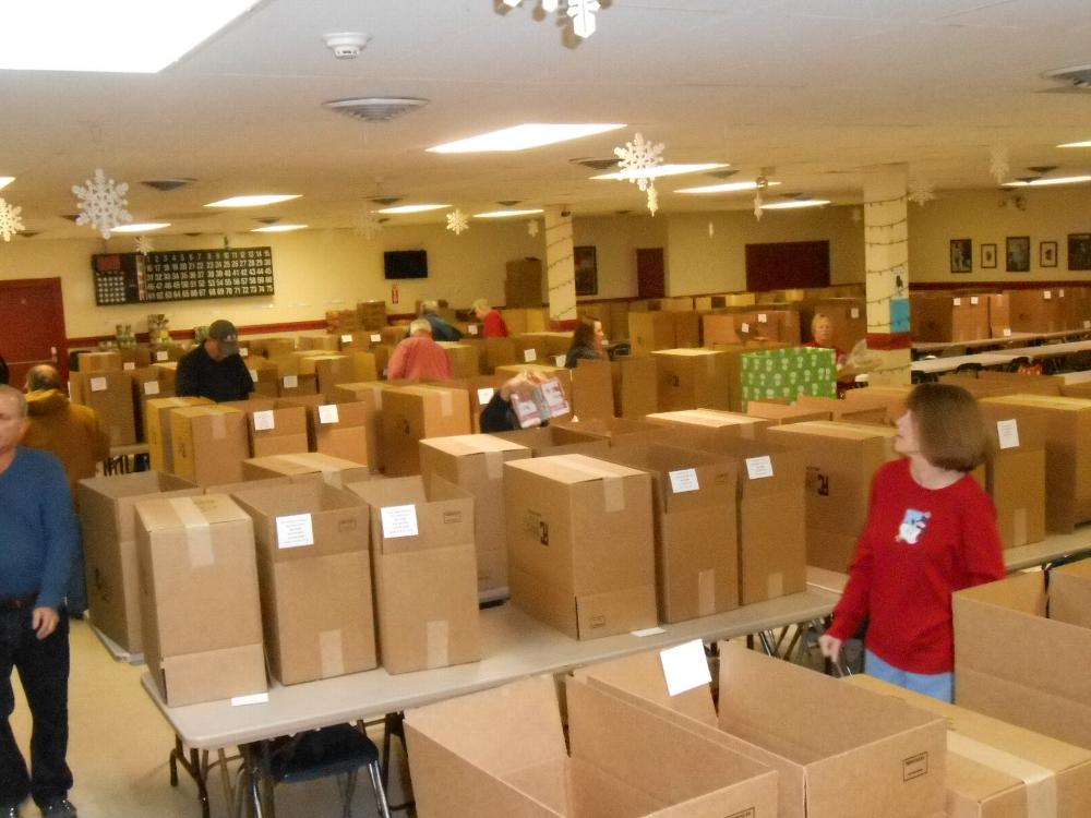 Santa's Elks packing the food baskets