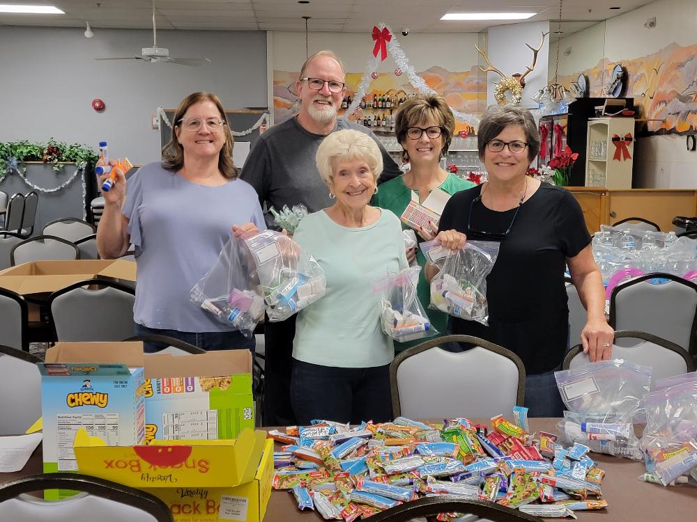 Elk Volunteers making Circle the City Kindness Kits for area students.