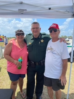 Kim and Marlene hanging with Sherriff Wayne Ivey.