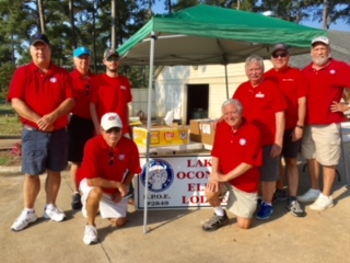 Lake Oconee Elks Canteen grilled hamburgers and hotdogs for the September 2017 Aidmore Golf Fore Kids tournament