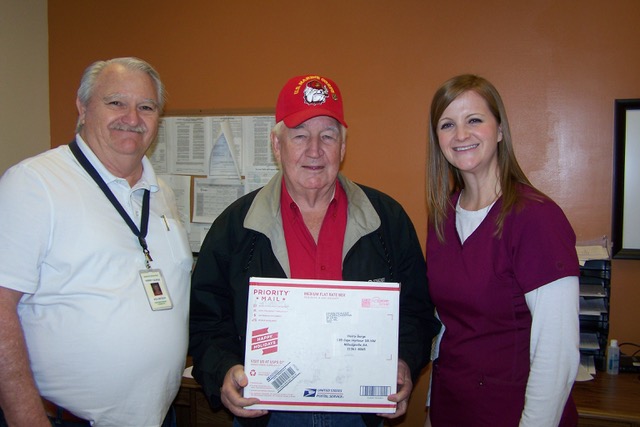 Lodge and Lake Oconee Lodge donated 2 boxes (48 pair) of fingerless gloves to the Georgia War Veteran's Home in December 2017
